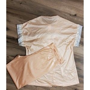 Vintage Vanity Fair 2-Piece Pajamas Set Salmon Pink Sz Small Made In USA Nylon